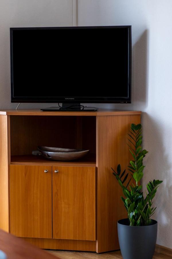 Apartmani Devcic Palit Экстерьер фото