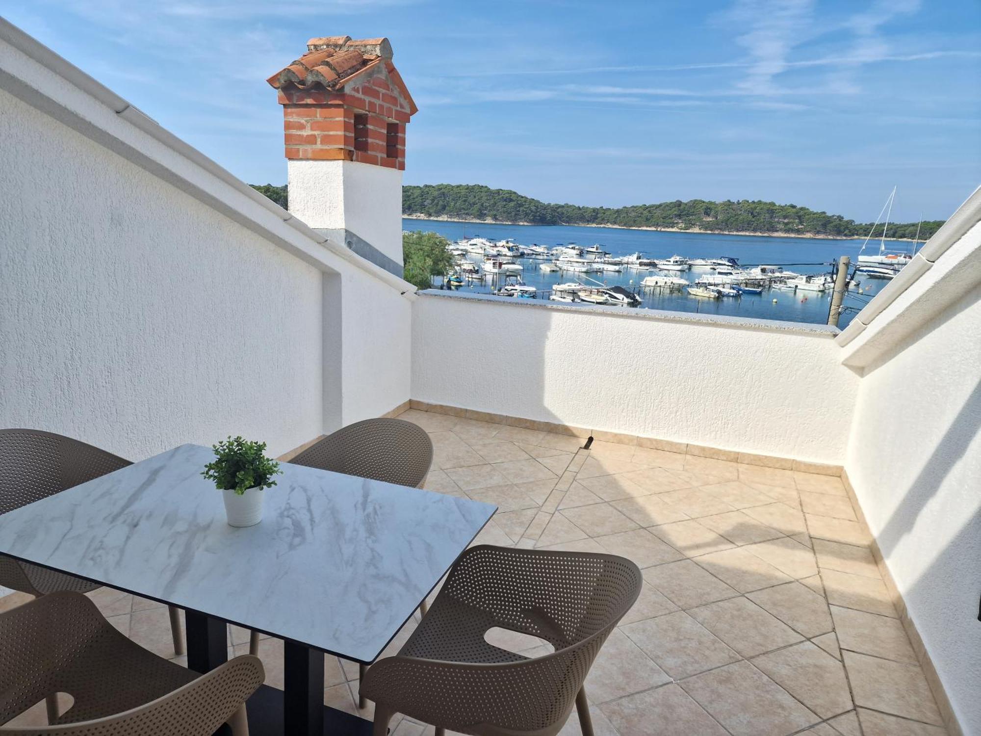 Apartmani Devcic Palit Экстерьер фото