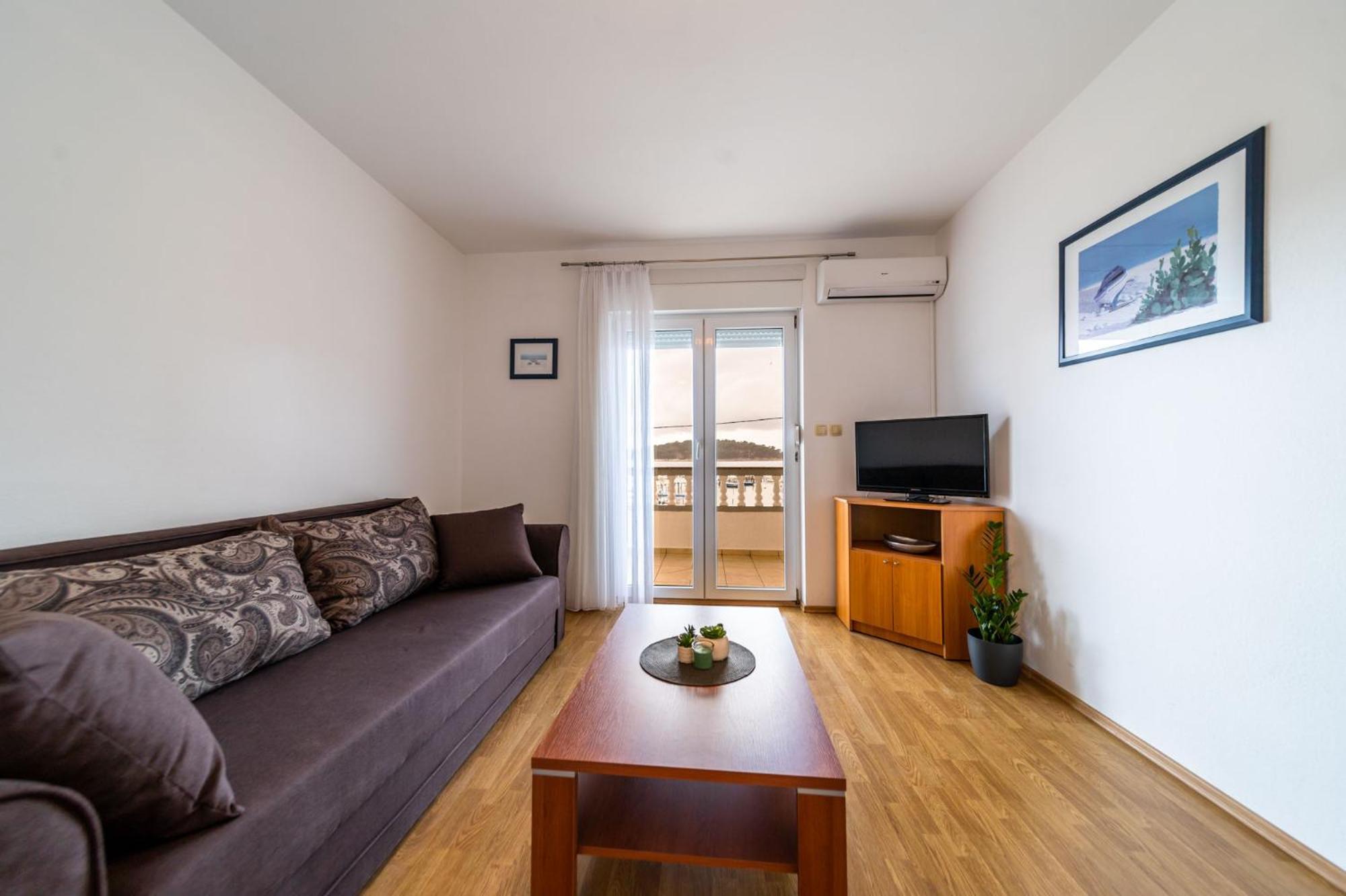 Apartmani Devcic Palit Экстерьер фото